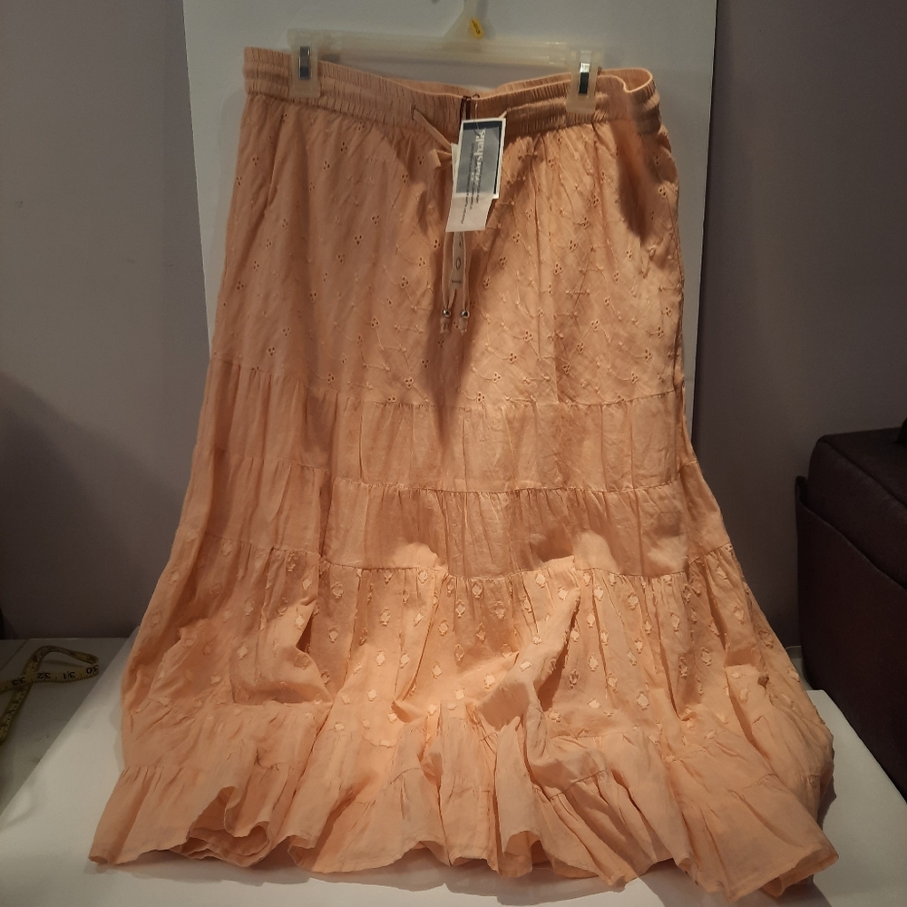 Solitare Peach Tiered Skirt NEW XL